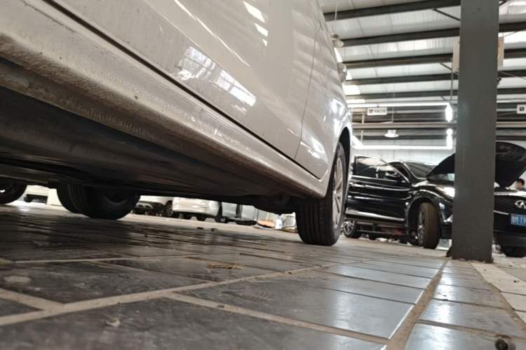 Used Volkswagen Bora 2021 1.5L Automatic Fashionable Smart Connectivity Version Left Side Sill