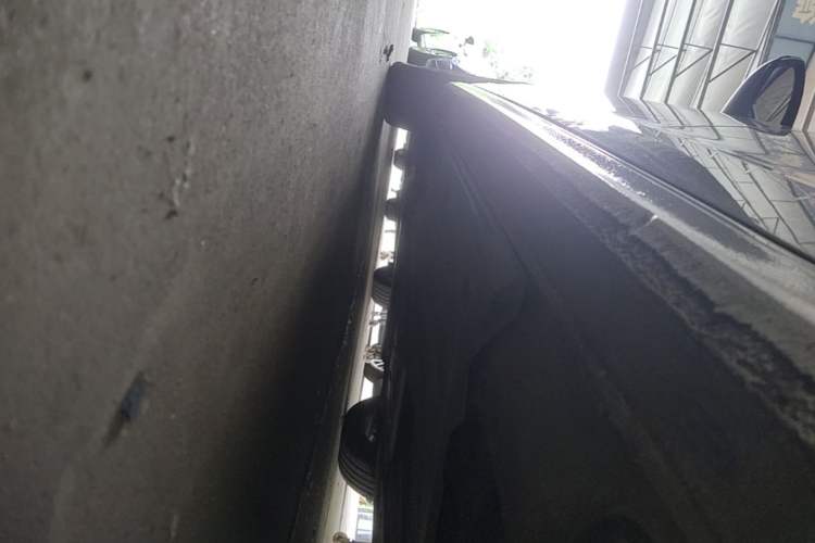 Used Volkswagen Bora 2021 1.5L Automatic Comfort Smart Connect Edition Left Side Sill