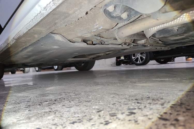 Used Volkswagen Bora 2021 1.5L Automatic Comfort Smart Connect Edition Left Side Sill