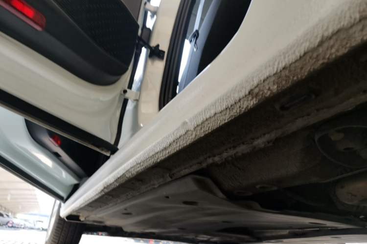 Used Volkswagen Bora 2021 1.5L Automatic Fashionable Smart Connectivity Version Left Side Sill