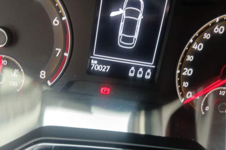 Used Volkswagen Bora 2021 1.5L Automatic Elite Smart Connect Edition Odometer Close Up