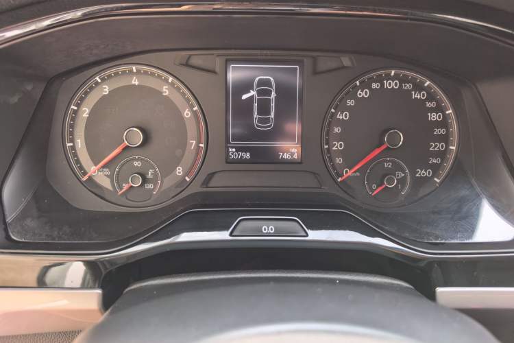 Used Volkswagen Bora 2021 1.5L Automatic Fashionable Smart Connectivity Version Odometer Close Up