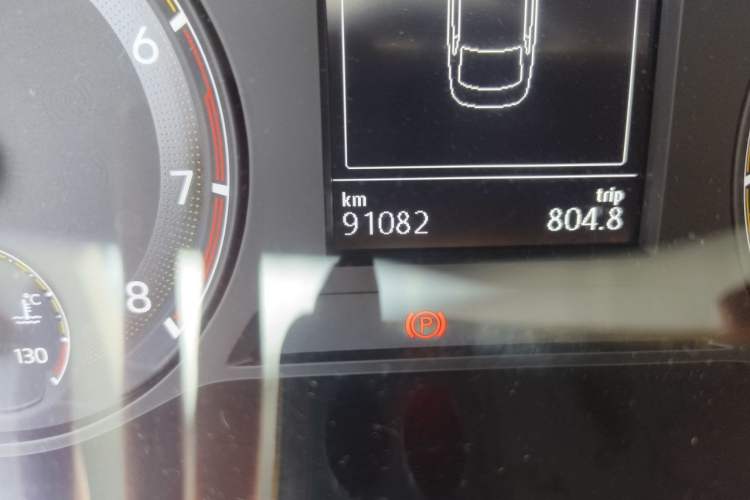 Used Volkswagen Bora 2021 1.5L Automatic Comfort Smart Connect Edition Odometer Close Up