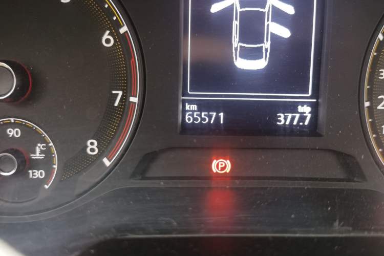 Used Volkswagen Bora 2021 1.5L Automatic Fashionable Smart Connectivity Version Odometer Close Up