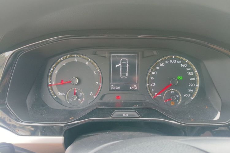 Used Volkswagen Bora 2021 1.5L Automatic Fashionable Smart Connectivity Version Odometer Close Up