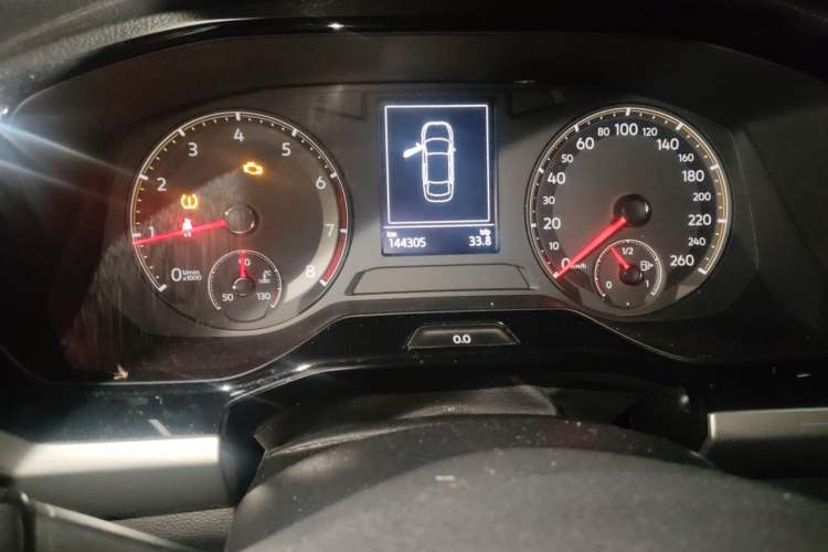 Used Volkswagen Bora 2021 1.5L Automatic Fashionable Smart Connectivity Version Odometer Close Up