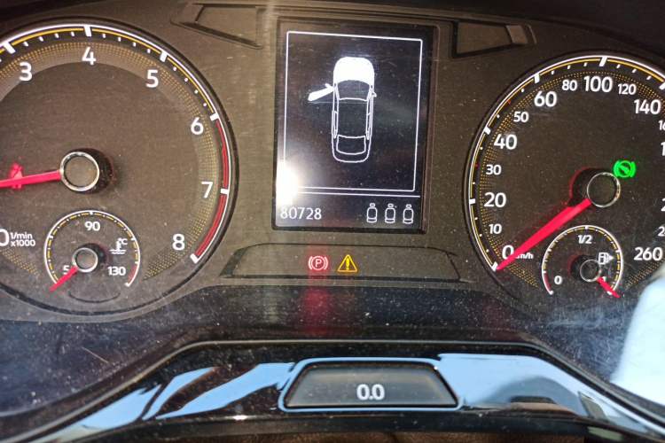 Used Volkswagen Bora 2021 1.5L Automatic Elite Smart Connect Edition Odometer Close Up