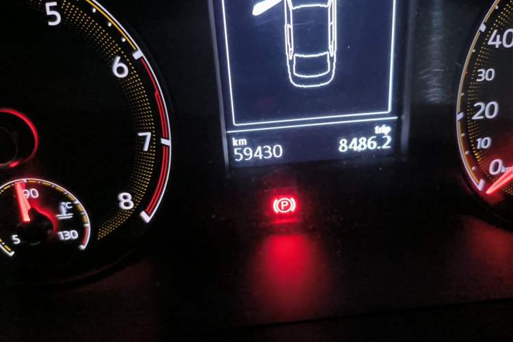 Used Volkswagen Bora 2021 1.5L Automatic Elite Smart Connect Edition Odometer Close Up