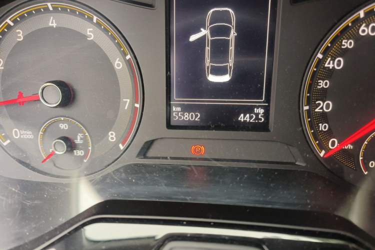 Used Volkswagen Bora 2021 1.5L Automatic Fashionable Smart Connectivity Version Odometer Close Up
