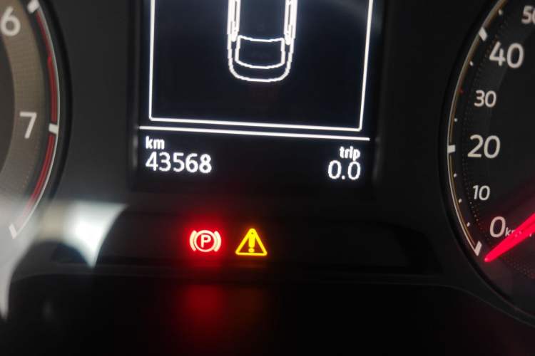 Used Volkswagen Bora 2021 280TSI DSG Elite Smart Connectivity Version Odometer Close Up