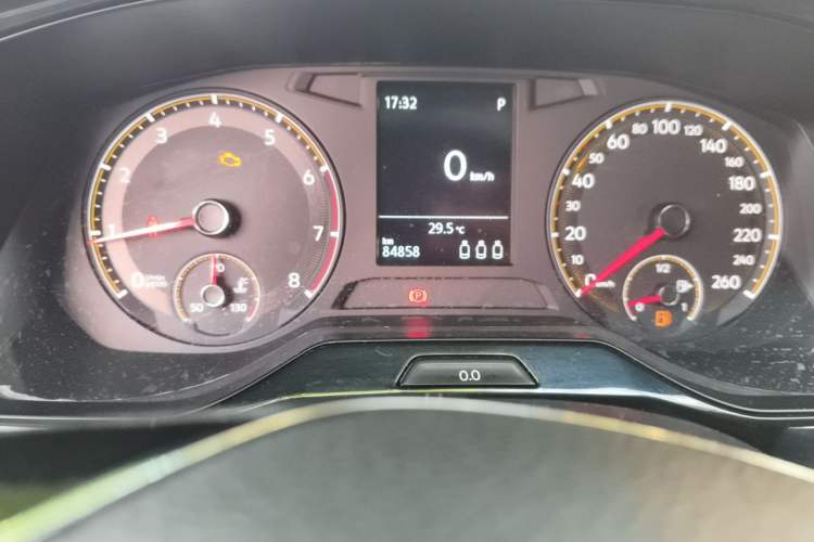 Used Volkswagen Bora 2021 1.5L Automatic Elite Smart Connect Edition Odometer Close Up