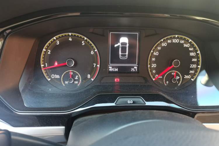 Used Volkswagen Bora 2021 1.5L Manual Fashion Smart Connect Edition Odometer Close Up