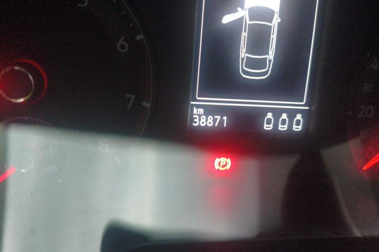 Used Volkswagen Bora 2021 1.5L Automatic Elite Smart Connect Edition Odometer Close Up