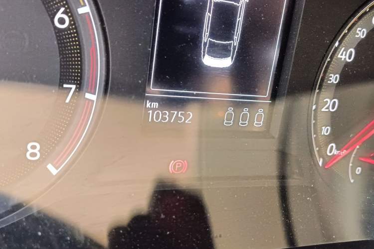Used Volkswagen Bora 2021 1.5L Automatic Comfort Smart Connect Edition Odometer Close Up