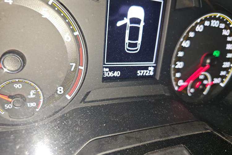 Used Volkswagen Bora 2021 1.5L Automatic Comfort Smart Connect Edition Odometer Close Up