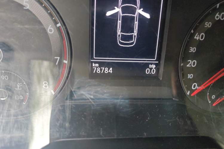 Used Volkswagen Bora 2021 1.5L Automatic Fashionable Smart Connectivity Version Odometer Close Up