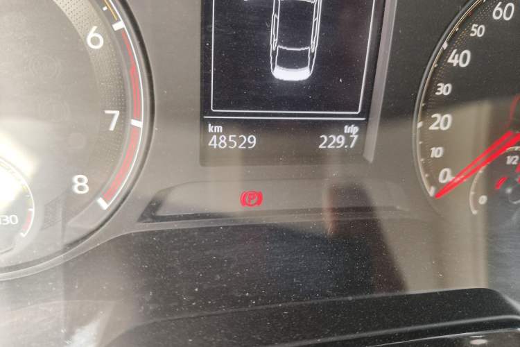 Used Volkswagen Bora 2021 1.5L Automatic Comfort Smart Connect Edition Odometer Close Up