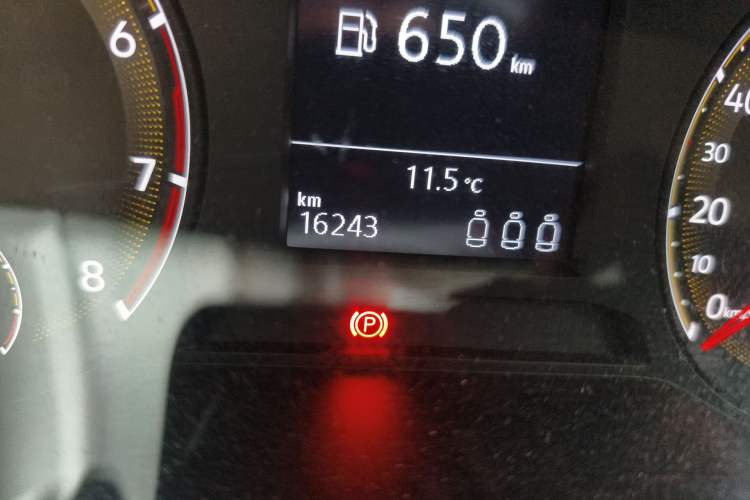 Used Volkswagen Bora 2021 1.5L Manual Comfort Smart Connect Edition Odometer Close Up