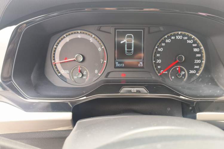 Used Volkswagen Bora 2021 1.5L Automatic Fashionable Smart Connectivity Version Odometer Close Up