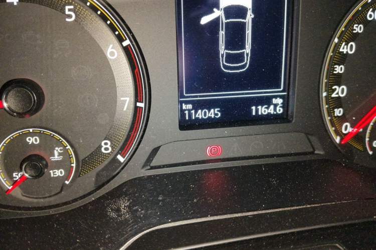 Used Volkswagen Bora 2021 1.5L Automatic Elite Smart Connect Edition Odometer Close Up