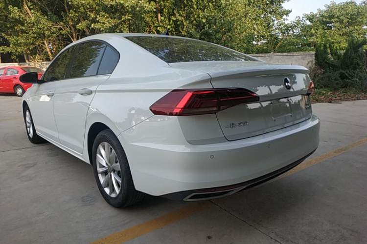 Used Volkswagen Bora 2021 1.5L Automatic Comfort Smart Connect Edition Rear Left 45 Deg