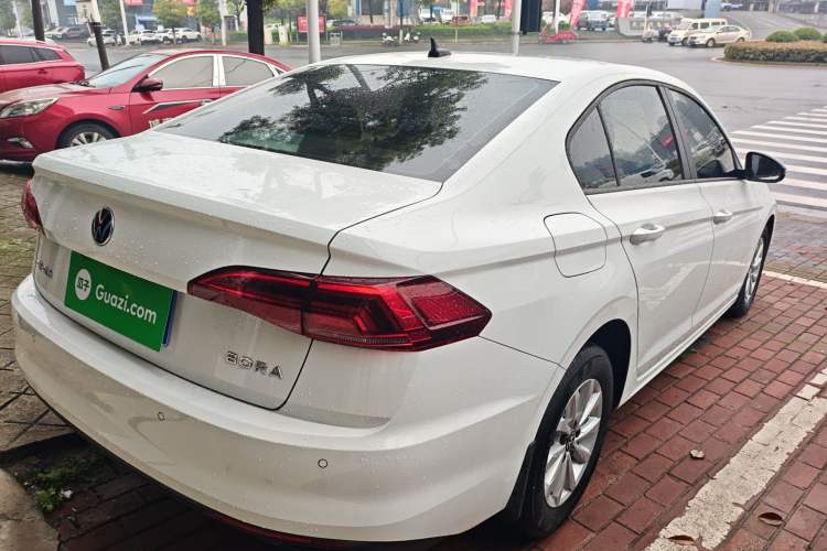 Used Volkswagen Bora 2021 1.5L Manual Fashion Smart Connect Edition Rear Right 45 Deg