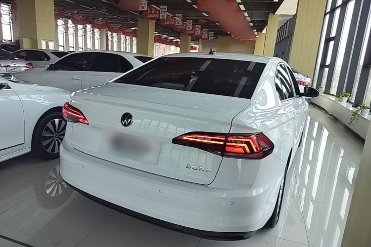 Used Volkswagen Bora 2021 1.5L Manual Fashion Smart Connect Edition Rear Right 45 Deg