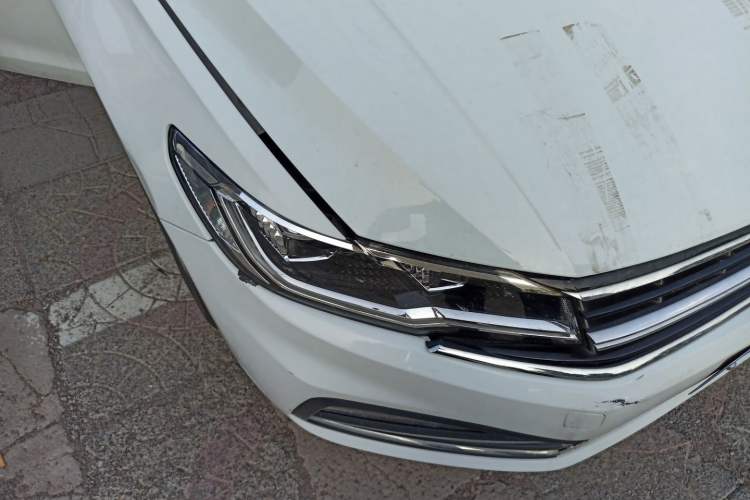 Used Volkswagen Bora 2021 1.5L Automatic Elite Smart Connect Edition Right Front Headlight