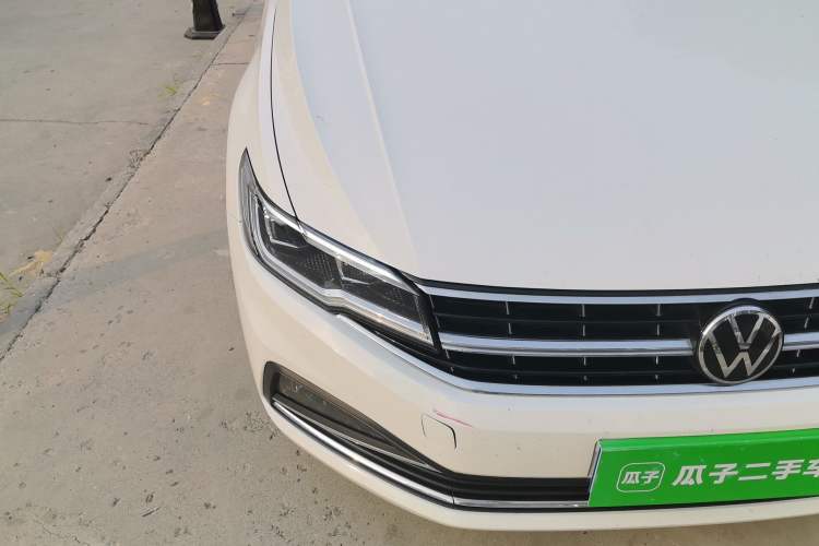 Used Volkswagen Bora 2021 1.5L Automatic Elite Smart Connect Edition Right Front Headlight