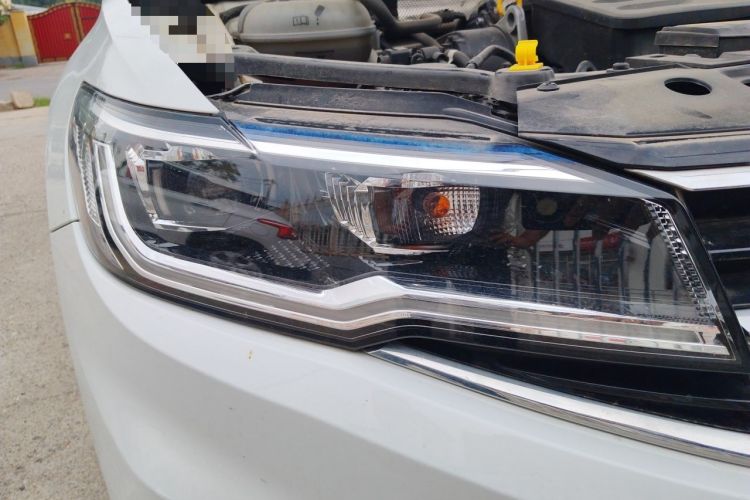 Used Volkswagen Bora 2021 1.5L Automatic Comfort Smart Connect Edition Right Front Headlight