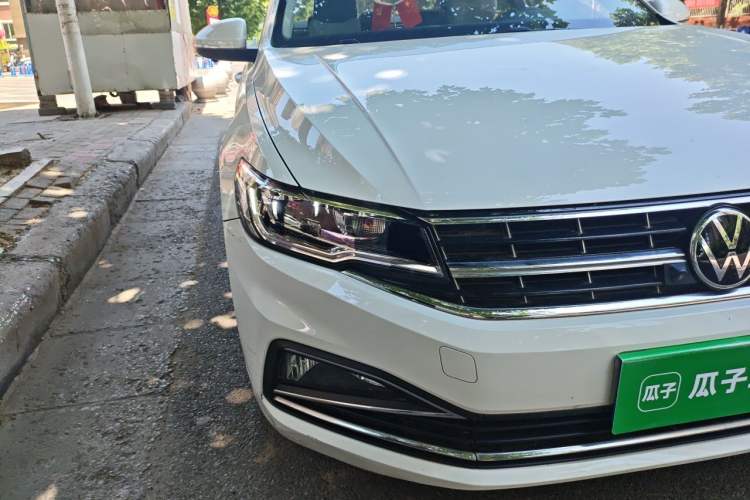 Used Volkswagen Bora 2021 1.5L Automatic Comfort Smart Connect Edition Right Front Headlight