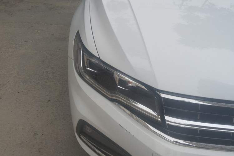 Used Volkswagen Bora 2021 1.5L Automatic Elite Smart Connect Edition Right Front Headlight