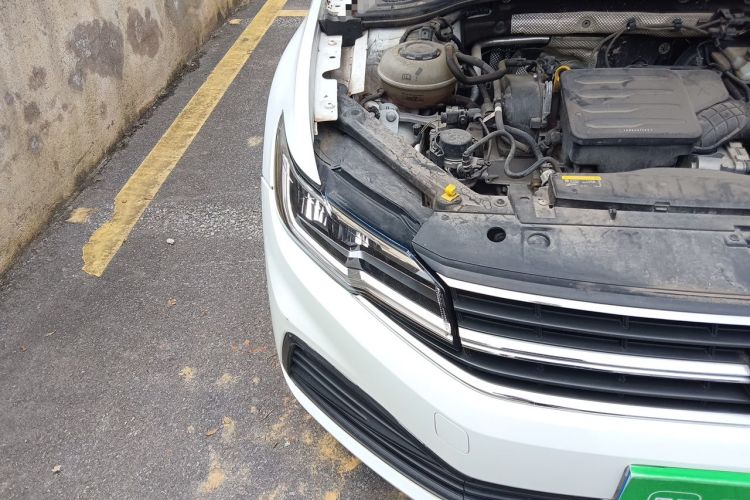 Used Volkswagen Bora 2021 1.5L Automatic Fashionable Smart Connectivity Version Right Front Headlight