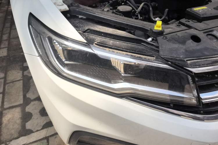 Used Volkswagen Bora 2021 1.5L Automatic Comfort Smart Connect Edition Right Front Headlight