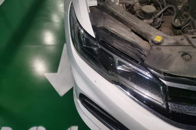 Used Volkswagen Bora 2021 1.5L Automatic Elite Smart Connect Edition Right Front Headlight