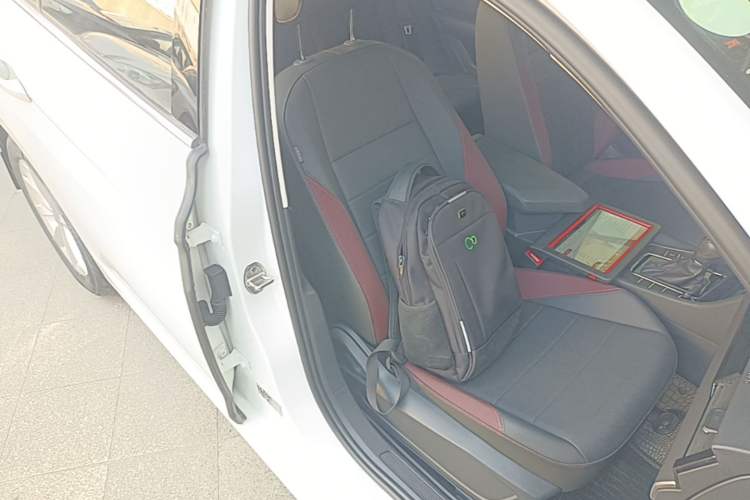 Used Volkswagen Bora 2021 1.5L Automatic Comfort Smart Connect Edition Right Front Seat