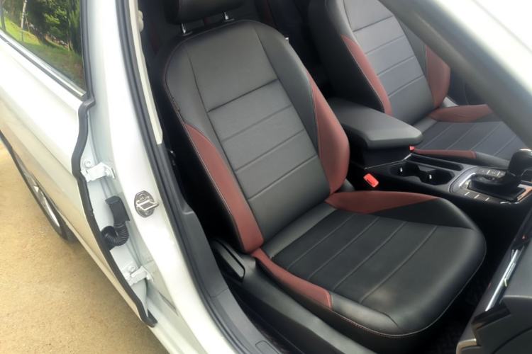 Used Volkswagen Bora 2021 280TSI DSG Elite Smart Connectivity Version Right Front Seat