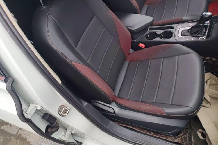 Used Volkswagen Bora 2021 1.5L Automatic Elite Smart Connect Edition Right Front Seat