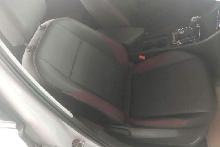 Used Volkswagen Bora 2021 1.5L Automatic Elite Smart Connect Edition Right Front Seat