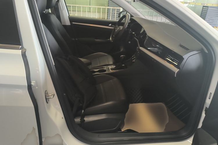Used Volkswagen Bora 2021 1.5L Automatic Fashionable Smart Connectivity Version Right Front Seat