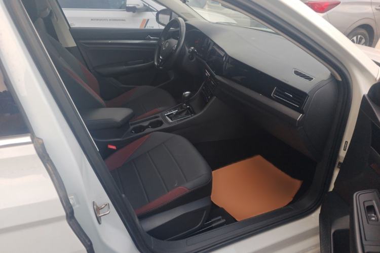 Used Volkswagen Bora 2021 280TSI DSG Elite Smart Connectivity Version Right Front Seat