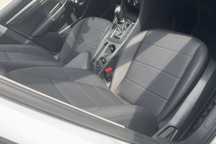 Used Volkswagen Bora 2021 1.5L Automatic Fashionable Smart Connectivity Version Right Front Seat