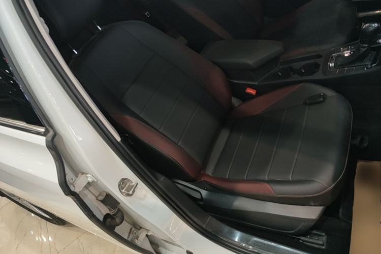 Used Volkswagen Bora 2021 1.5L Automatic Elite Smart Connect Edition Right Front Seat