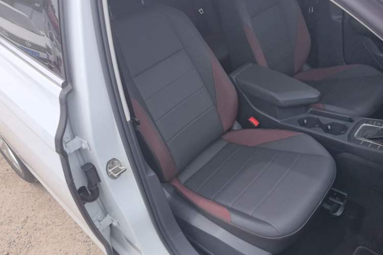 Used Volkswagen Bora 2021 280TSI DSG Elite Smart Connectivity Version Right Front Seat
