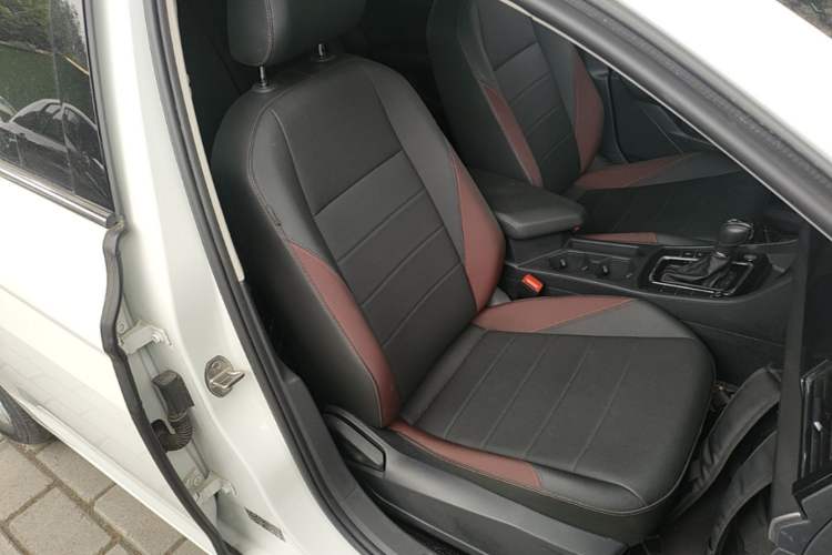 Used Volkswagen Bora 2021 1.5L Automatic Elite Smart Connect Edition Right Front Seat