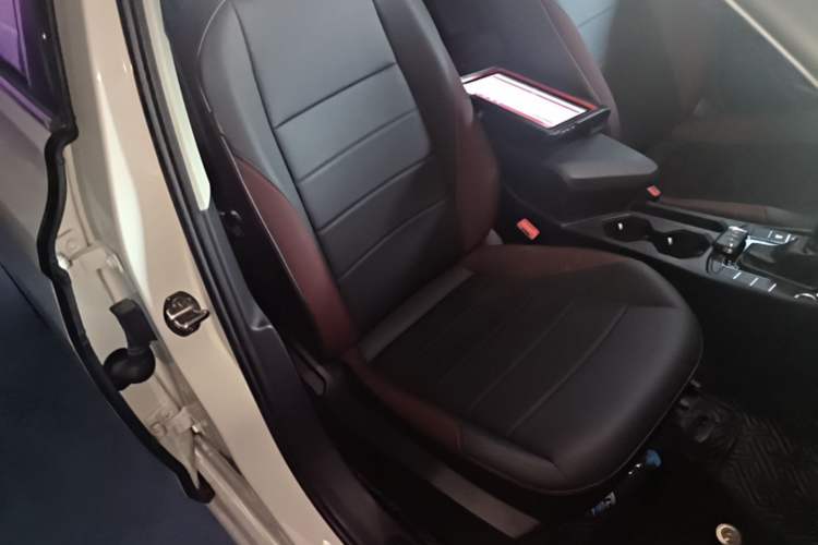 Used Volkswagen Bora 2021 1.5L Automatic Elite Smart Connect Edition Right Front Seat