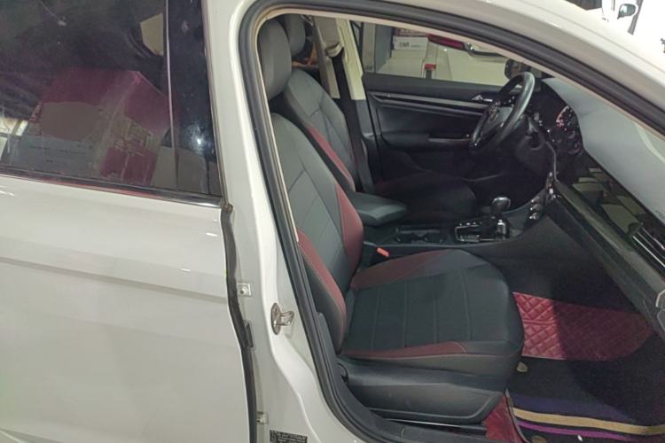 Used Volkswagen Bora 2021 280TSI DSG Elite Smart Connectivity Version Right Front Seat