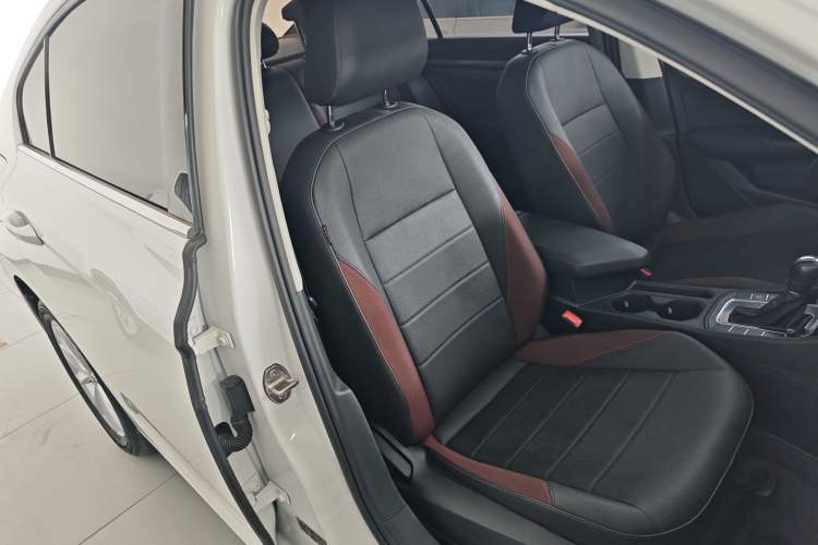 Used Volkswagen Bora 2021 1.5L Automatic Comfort Smart Connect Edition Right Front Seat
