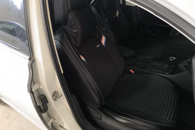 Used Volkswagen Bora 2021 1.5L Automatic Fashionable Smart Connectivity Version Right Front Seat