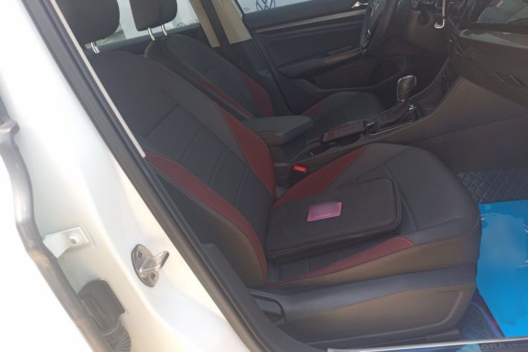 Used Volkswagen Bora 2021 280TSI DSG Elite Smart Connectivity Version Right Front Seat